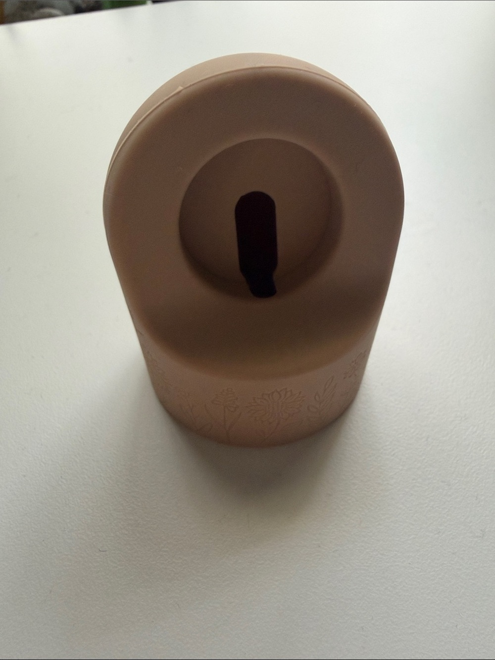 Silicone Apple Smartwatch Charging Stand - Beige - Picture 2 of 8